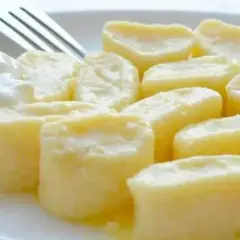 Jak zrobić kluski leniwe - prosty przepis na pyszne danie domowe