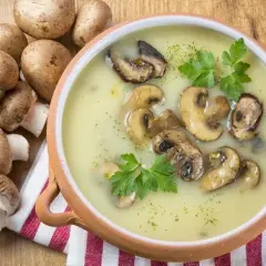Zupa pieczarkowa jak zrobić – prosty przepis na pyszną zupę