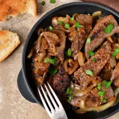 Jak przygotować wątróbkę drobiową do smażenia bez błędów i zyskując smak