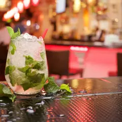 Mojito drink jaki rum - najlepszy wybór rumu do idealnego koktajlu