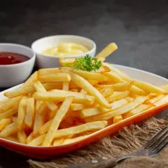 Jak odgrzać frytki w piekarniku, aby były chrupiące i smaczne