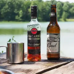 Najlepsze drinki z butelki piwa, które zaskoczą Twoje podniebienie