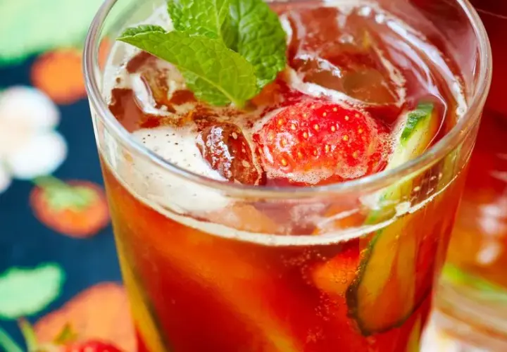Pimms the drink - odkryj wyjątkowy smak i historię tego napoju
