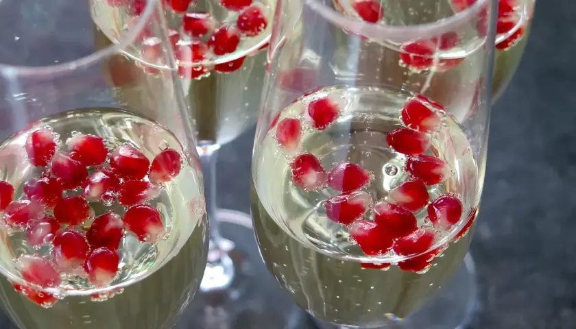 Pyszne drinki z Somersby, które zaskoczą Twoich gości