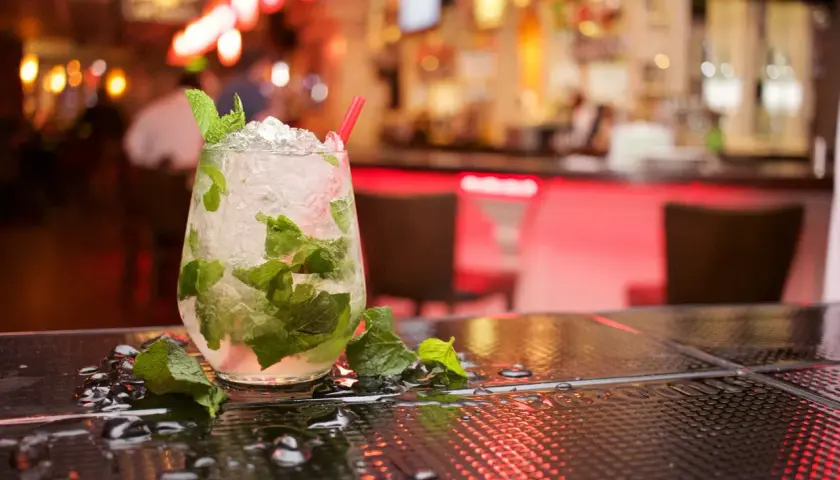 Mojito drink jaki rum - najlepszy wybór rumu do idealnego koktajlu