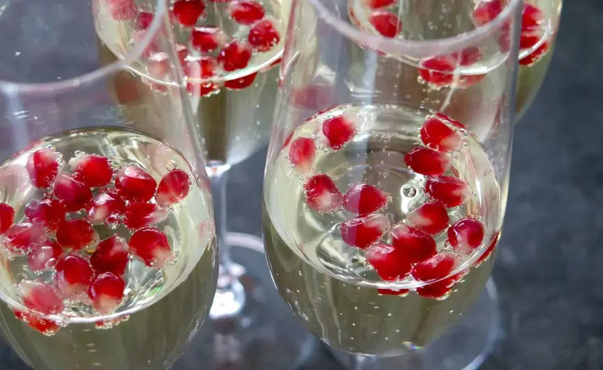Pyszne drinki z Somersby, które zaskoczą Twoich gości