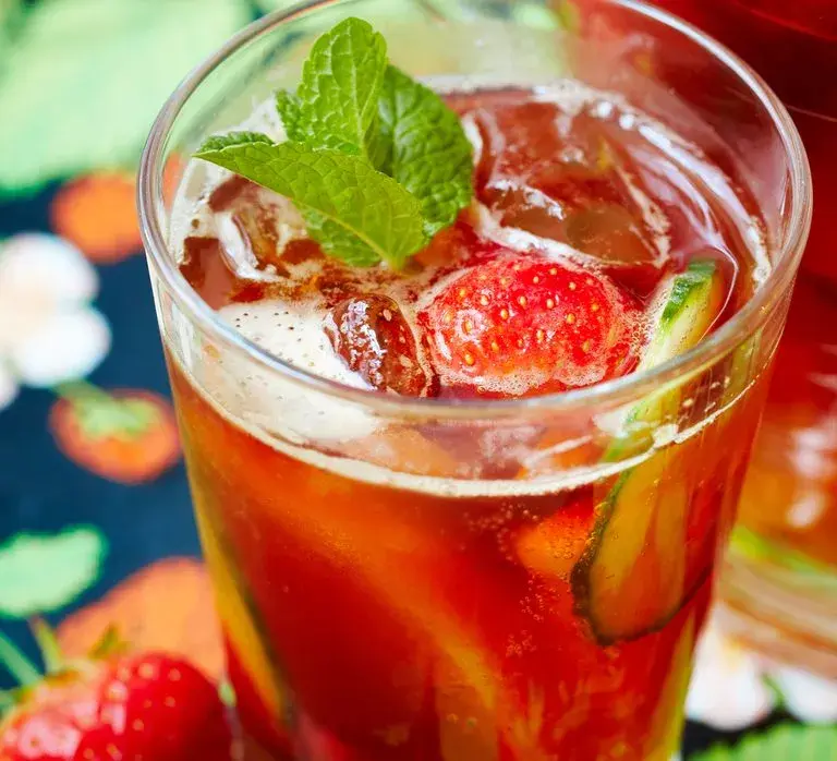 Pimms the drink - odkryj wyjątkowy smak i historię tego napoju