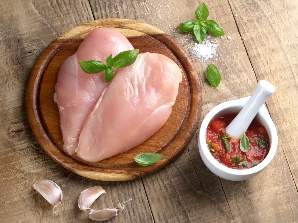 Ile waży filet z kurczaka? Poznaj zaskakujące różnice w wadze