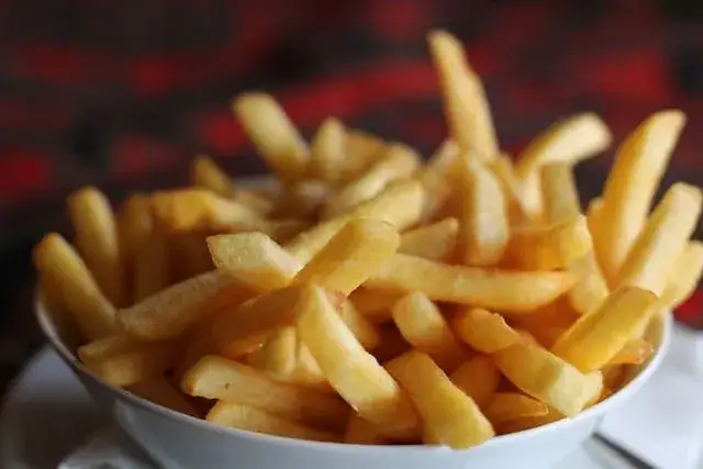 Zdjęcie Małe frytki McDonald's ile gram? Zaskakujące różnice w wadze!